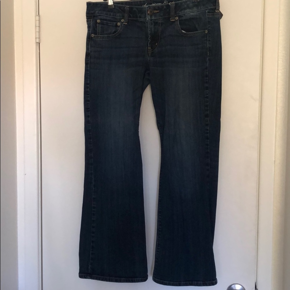 Bell bottom cut jeans